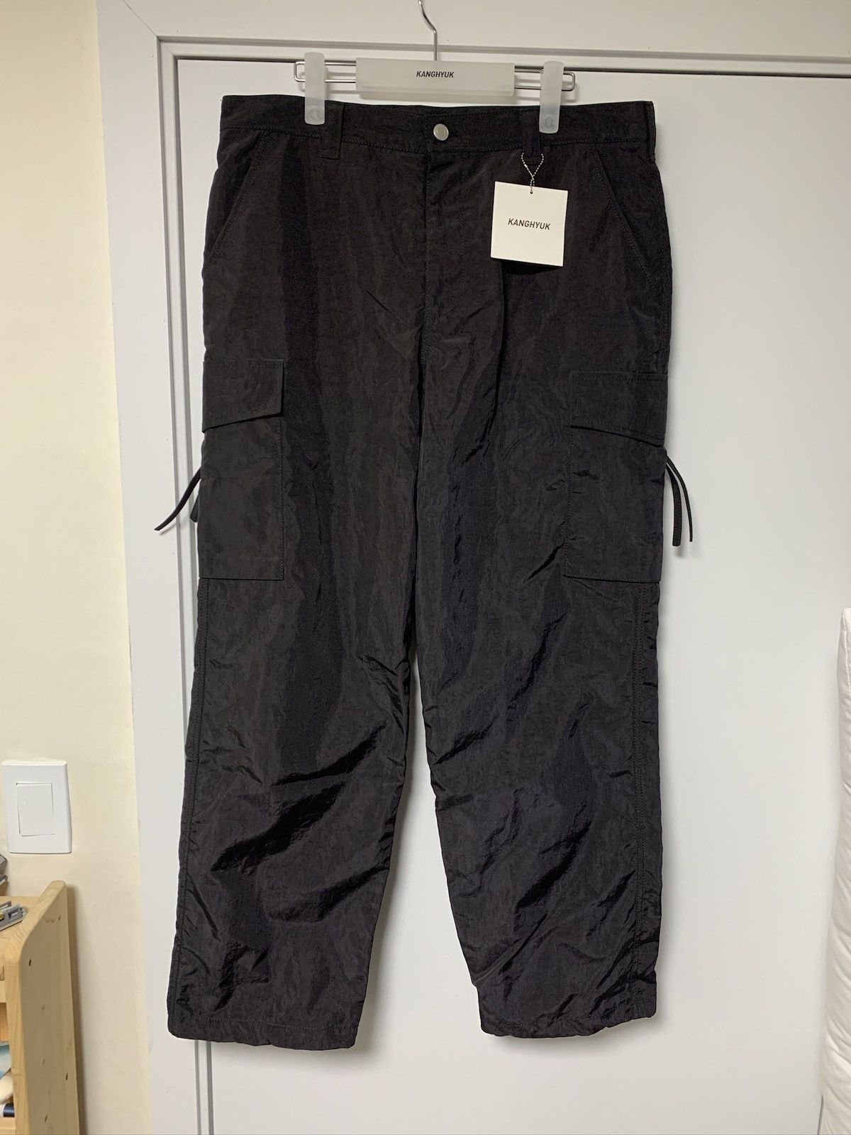 KANGHYUK KANGHYUK readymade airbag wide trouser 52 Size US 34 / EU 50 - 1 Thumbnail