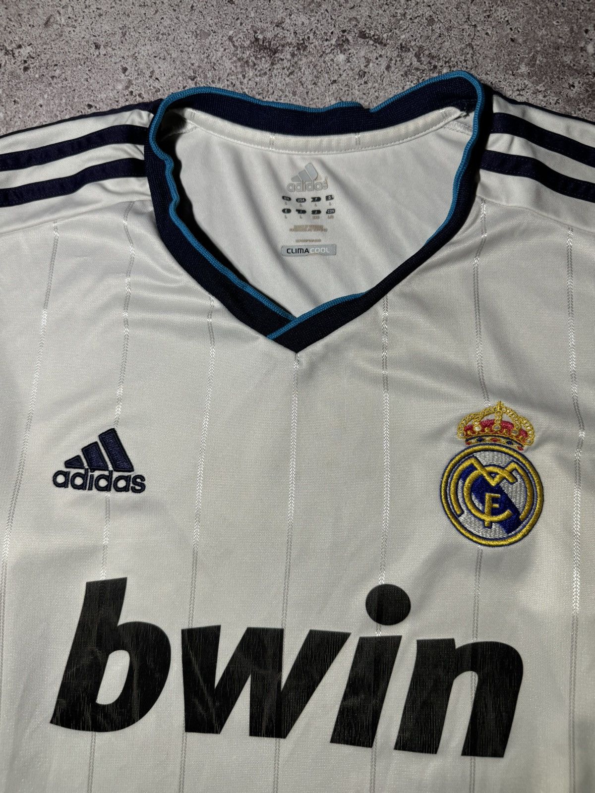 Adidas Real Madrid 2012 Adidas Soccer Jersey Football Long Sleeve Size US L / EU 52-54 / 3 - 4 Thumbnail