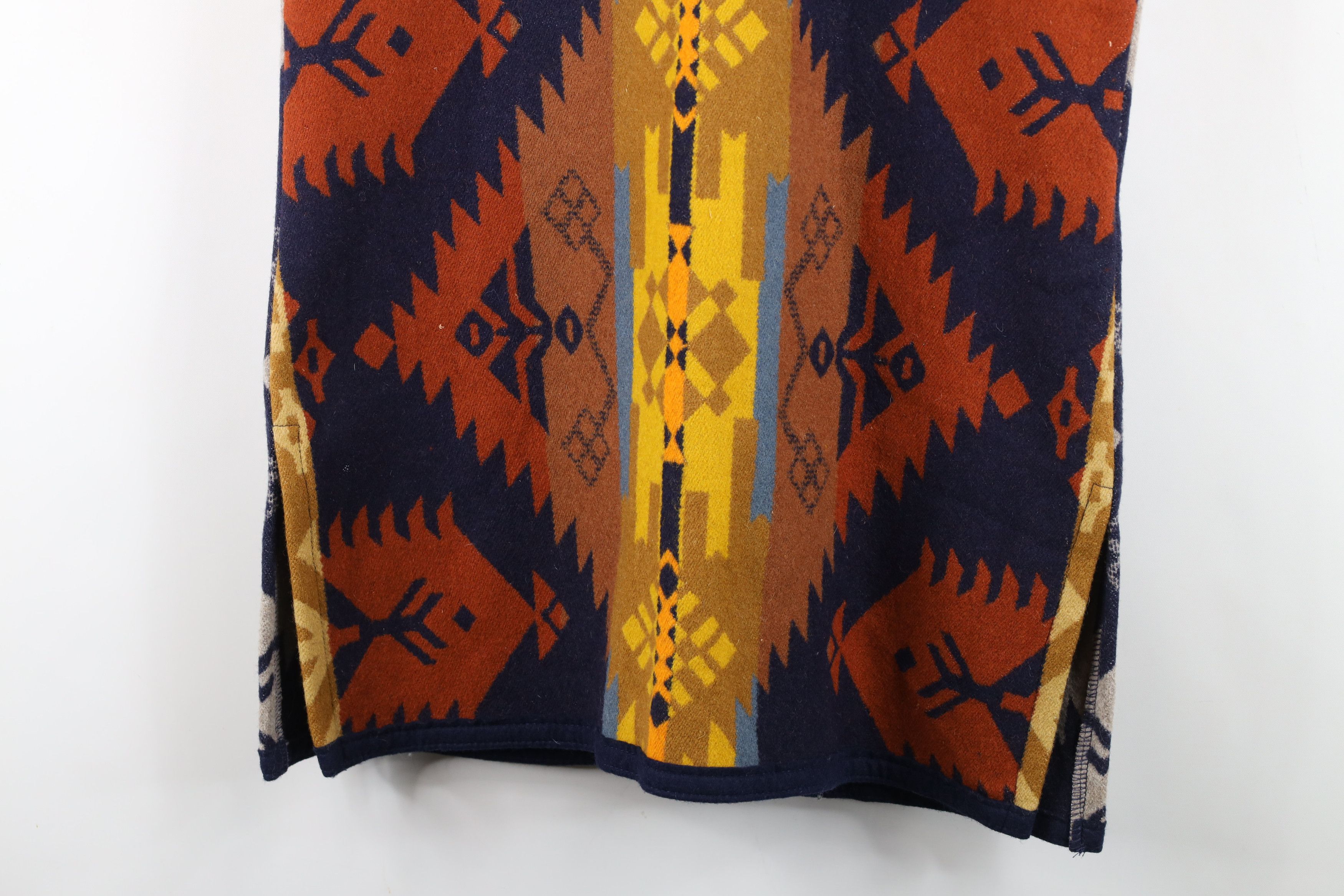 Vintage Vintage 90s Streetwear Southwestern Blanket Button Vest USA Size S / US 4 / IT 40 - 12 Thumbnail