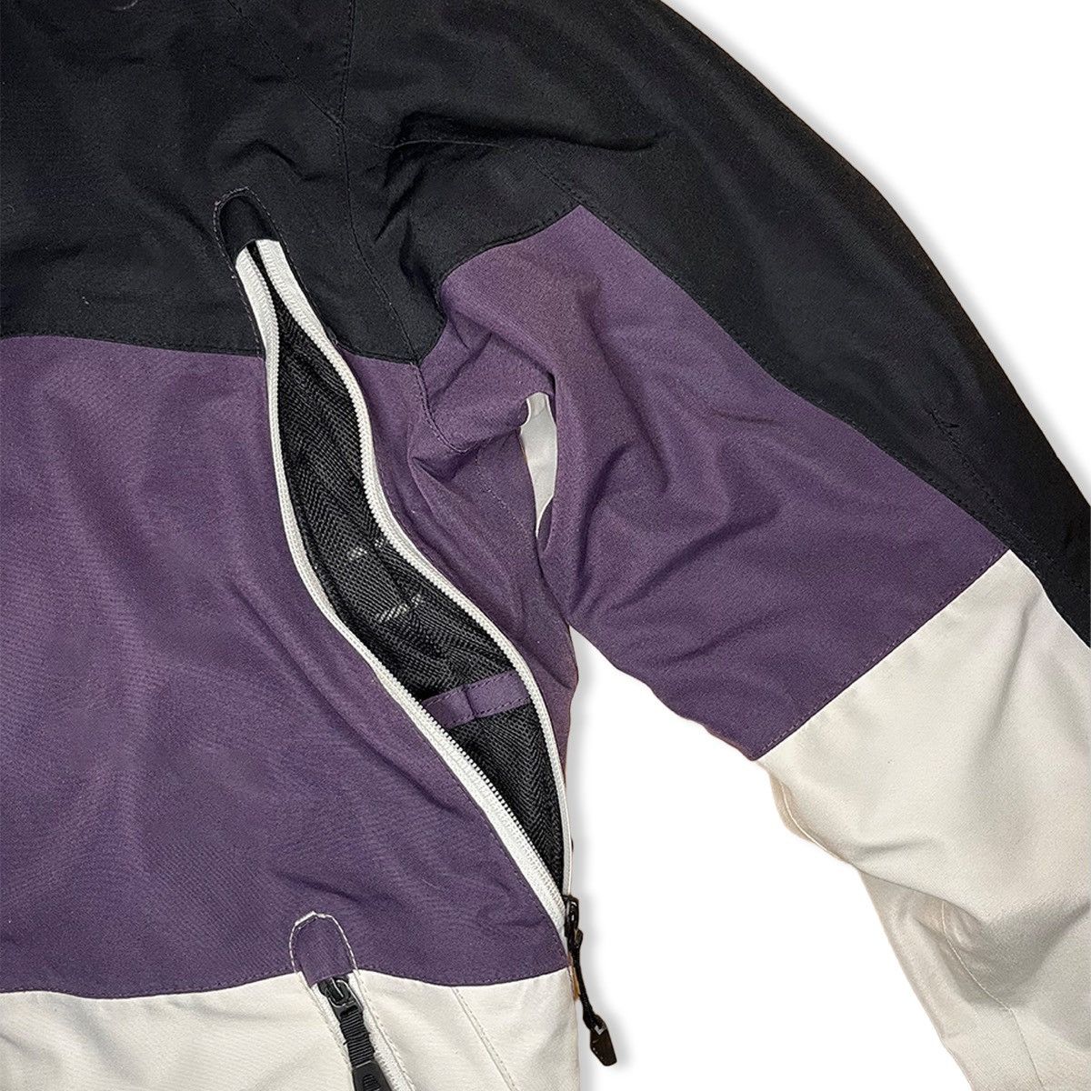 Oakley 2011 Oakley Sidewinder Highly Technical Ventilated Jacket Size US S / EU 44-46 / 1 - 9 Thumbnail