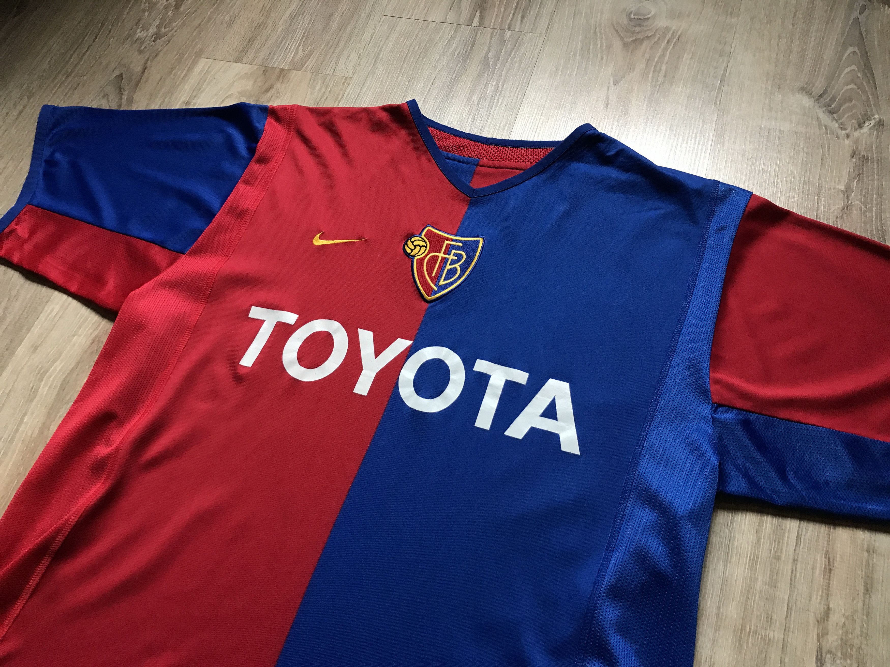 Nike Vintage Nike Basel Football Shirt 2002-2004 Size US XL / EU 56 / 4 - 3 Thumbnail