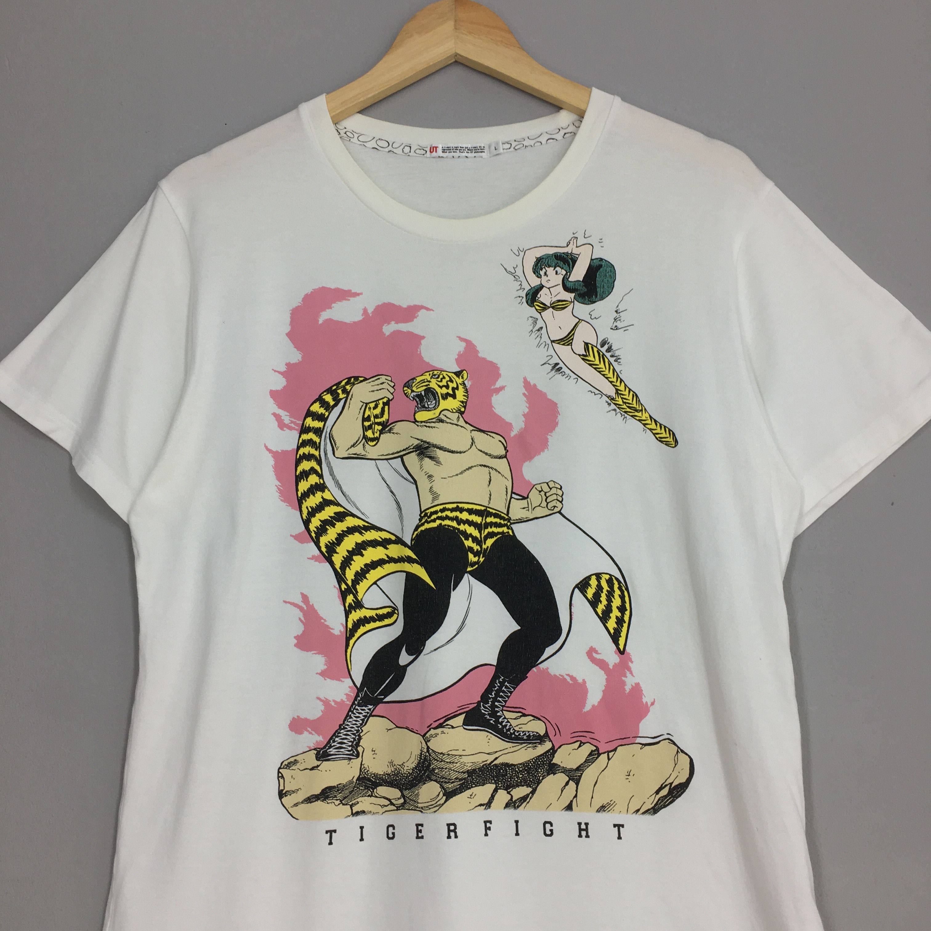 Anime × Uniqlo × Vintage Urusei Yatsura Tiger Fight Anime Manga Tshirt Size L Size US L / EU 52-54 / 3 - 2 Thumbnail