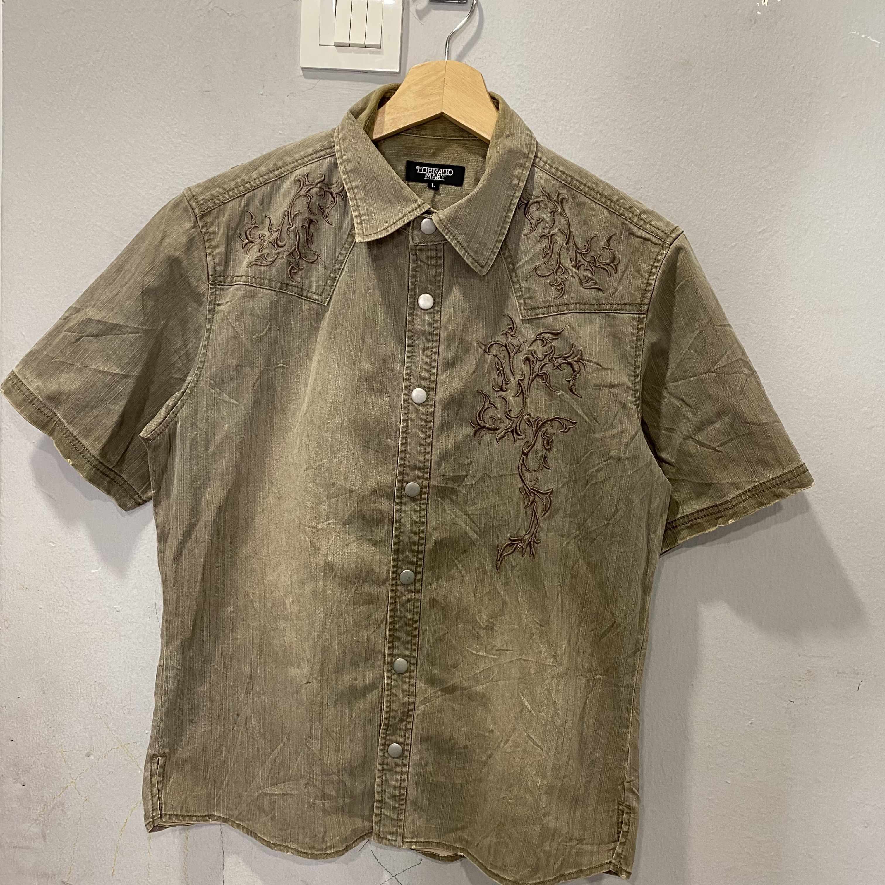 Tornado Mart Tornado Mart Japan Punk gothic embroidery faded button shirt Size US M / EU 48-50 / 2 - 1 Thumbnail