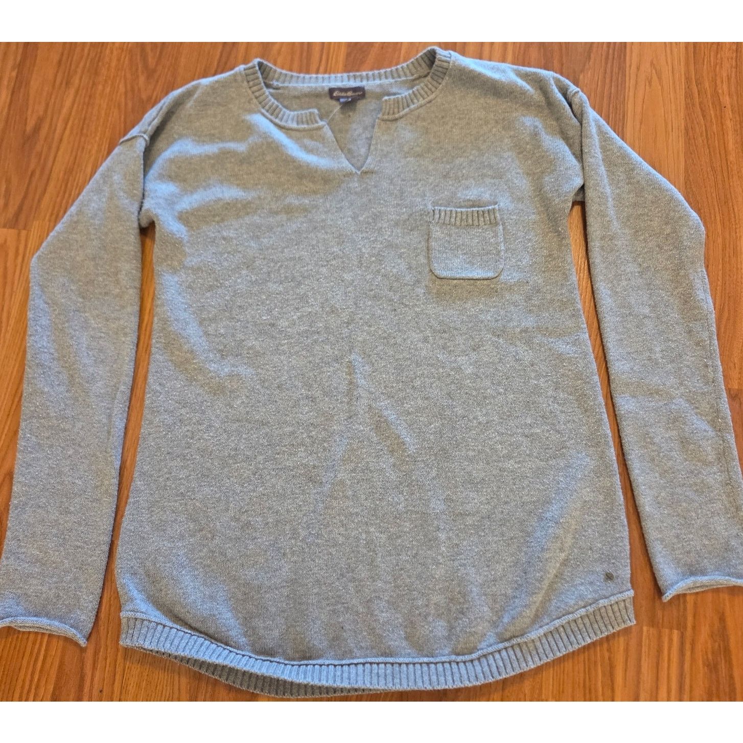 Eddie Bauer Eddie Bauer V-Neck Sweater - Medium - Great Condition! Size M / US 6-8 / IT 42-44 - 4 Thumbnail