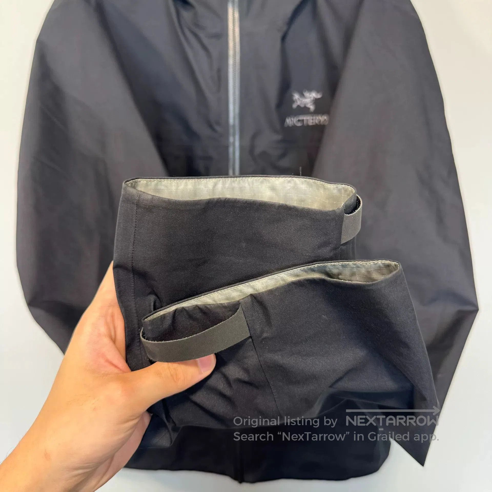 Arc'teryx Arcteryx BETA Jacket in Black Size XL. Size US XL / EU 56 / 4 - 4 Thumbnail