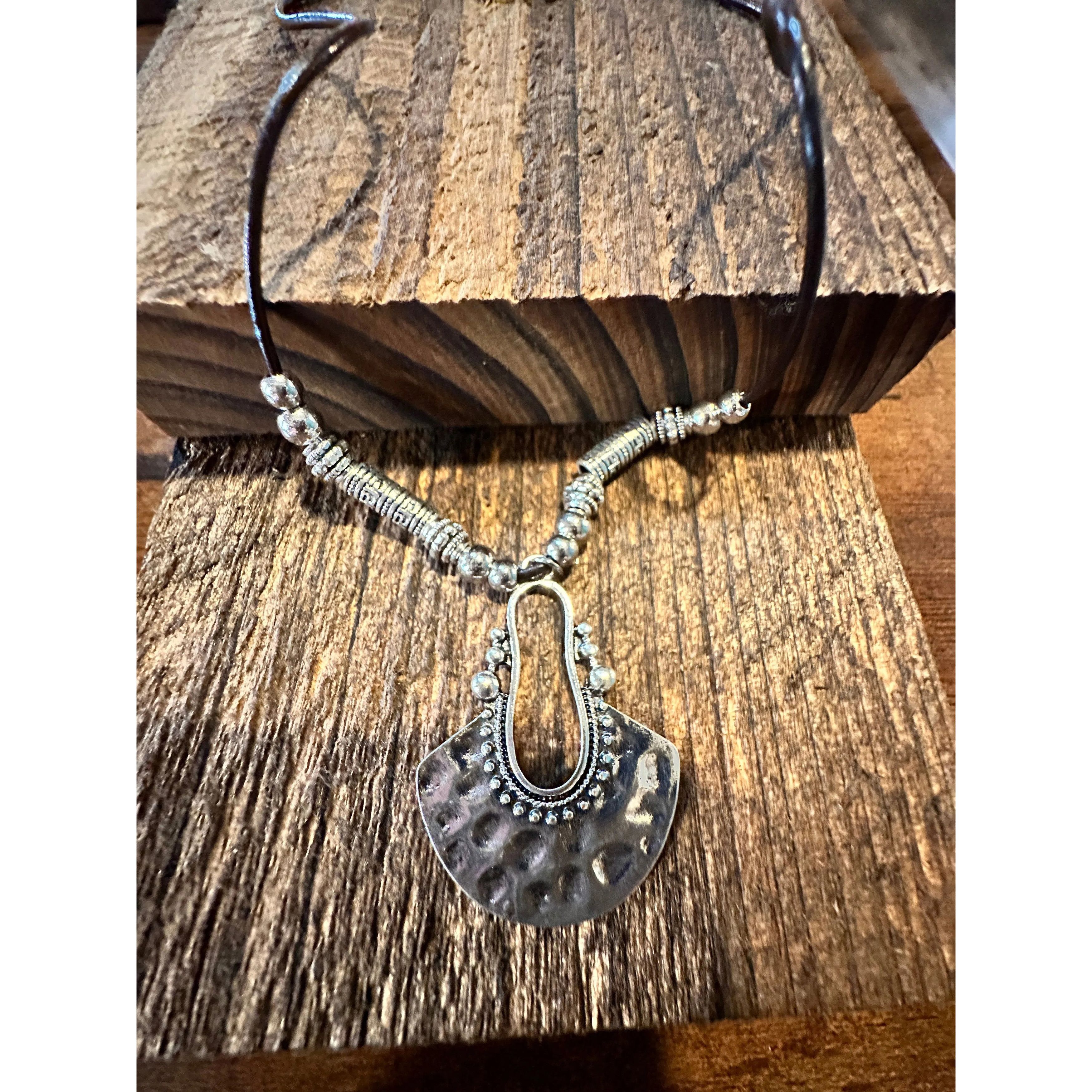 Other Boho Western Western Cowgirl Leather Cord Silver Pendant, Bl Size ONE SIZE - 4 Thumbnail