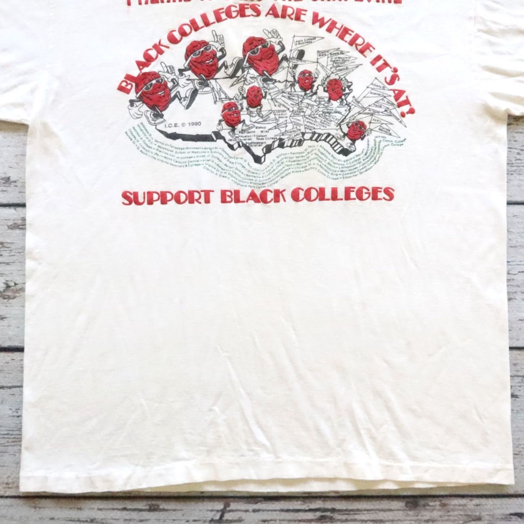 Vintage Vintage 90s Support Black Colleges Tshirt XL White Shirt Mens Size US XL / EU 56 / 4 - 5 Thumbnail