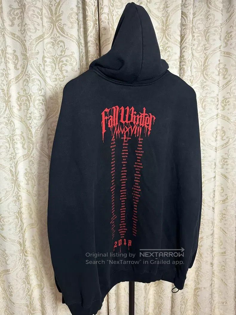 Vetements Vetements Blood Droplet Sanskrit Heavy Hoodie Size US S / EU 44-46 / 1 - 4 Thumbnail