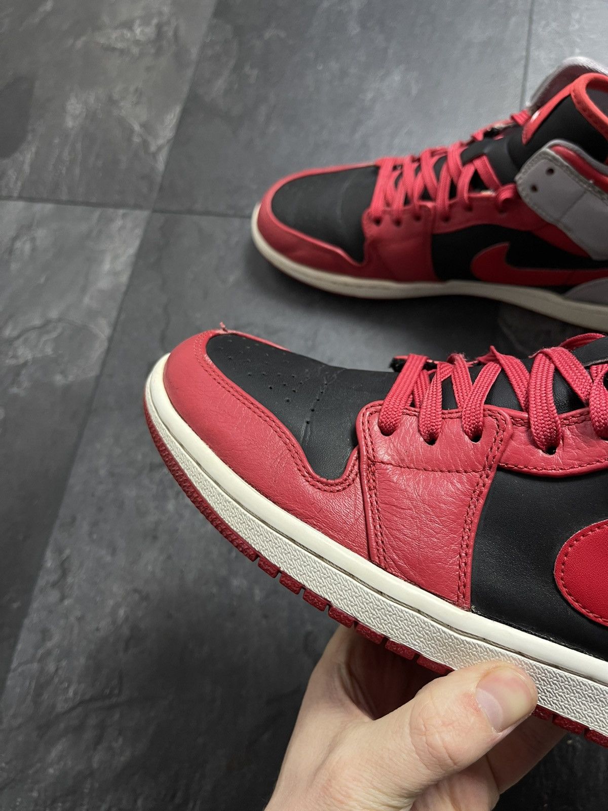 Streetwear Vintage Nike air jordan 1 mid fire red reflective Size US 10 / EU 43 - 9 Thumbnail