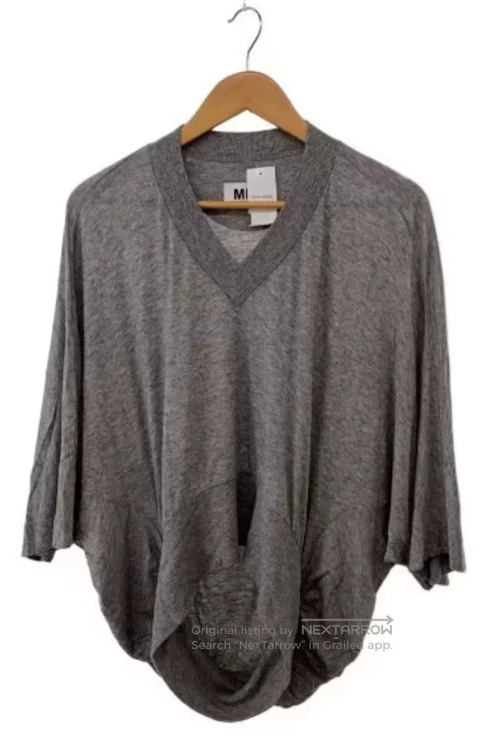 Maison Margiela MM6 Maison Margiela Women's Top. Size S / US 4 / IT 40 - 1 Thumbnail