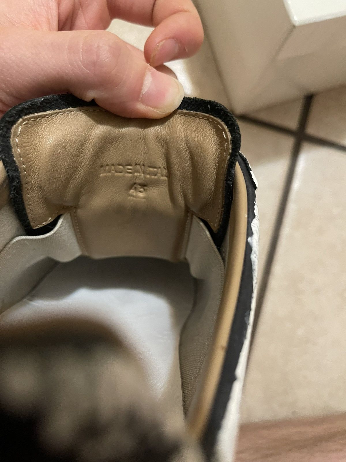 Maison Margiela Maison Margiela Replica GAT Bianchetto Paint 43 OG All Size US 10.5 / EU 43-44 - 11 Thumbnail