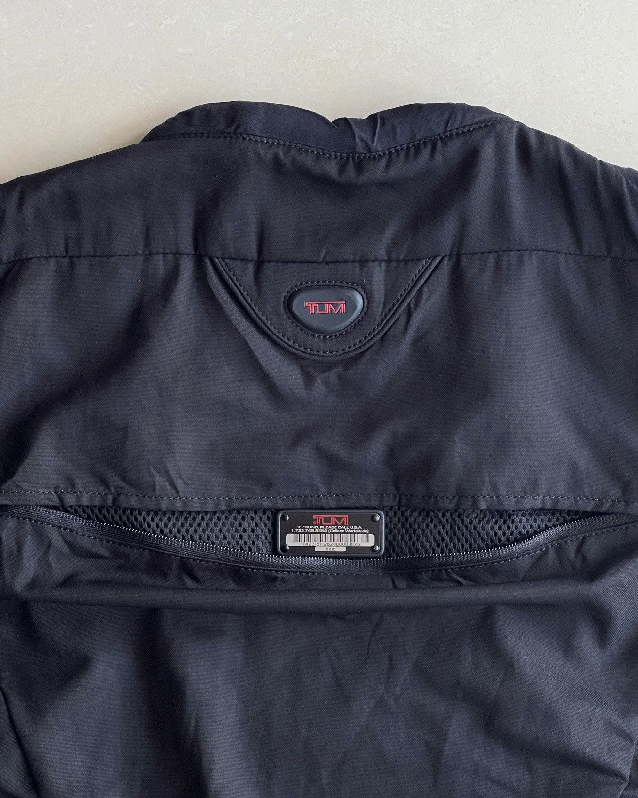 Tumi 2000s Tumi Travel vest Size US L / EU 52-54 / 3 - 5 Thumbnail