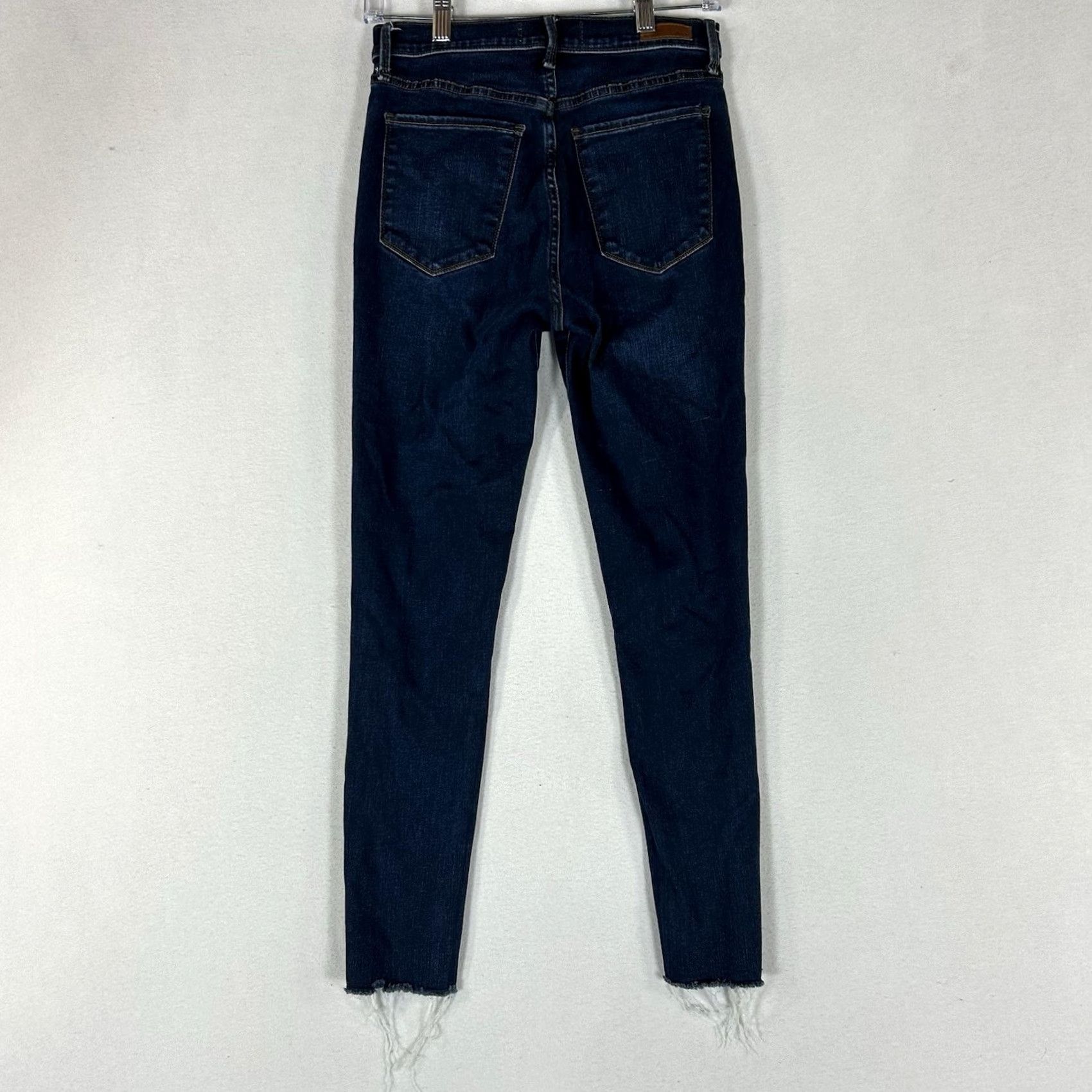 Abercrombie & Fitch Abercrombie & Fitch The Super Skinny Ultra High Rise Jeans Womens 28 Stretch Size 28" / US 6 / IT 42 - 7 Thumbnail