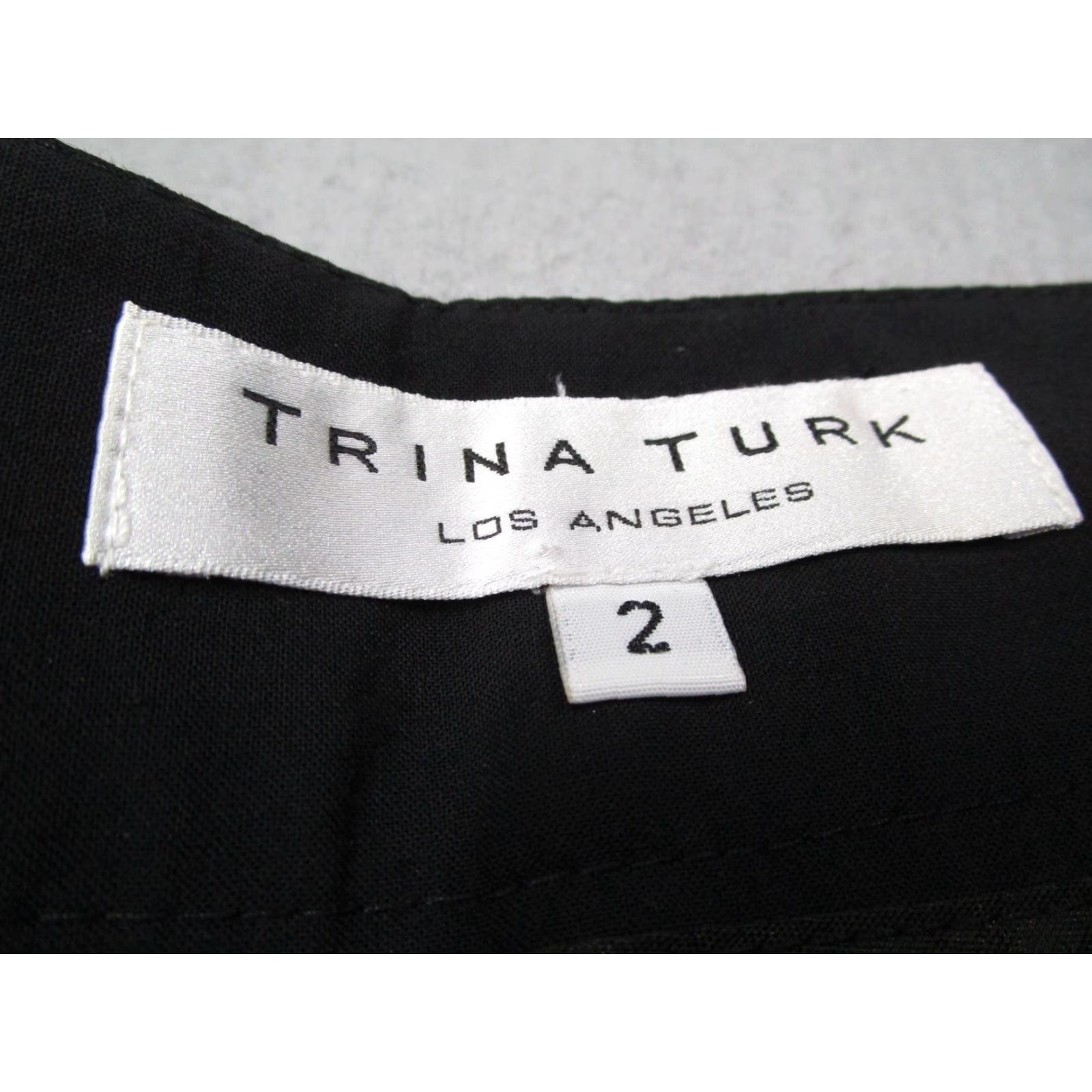 Trina Turk Trina Turk Shorts Women 2 Black Cuffed Bermuda 11" Casual Travel Made in USA Size 26" / US 2 / IT 38 - 2 Thumbnail