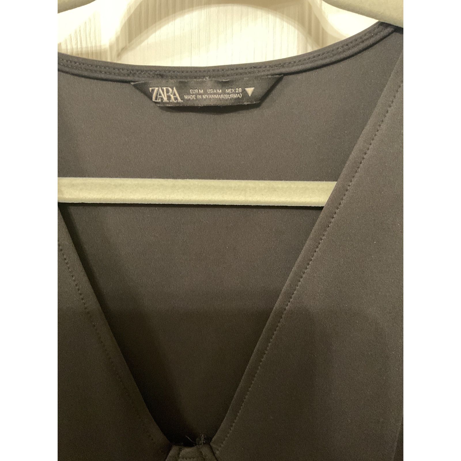 Zara Zara Black BodyCon Flare Sleeve Mini Dress, M Size M / US 6-8 / IT 42-44 - 4 Thumbnail