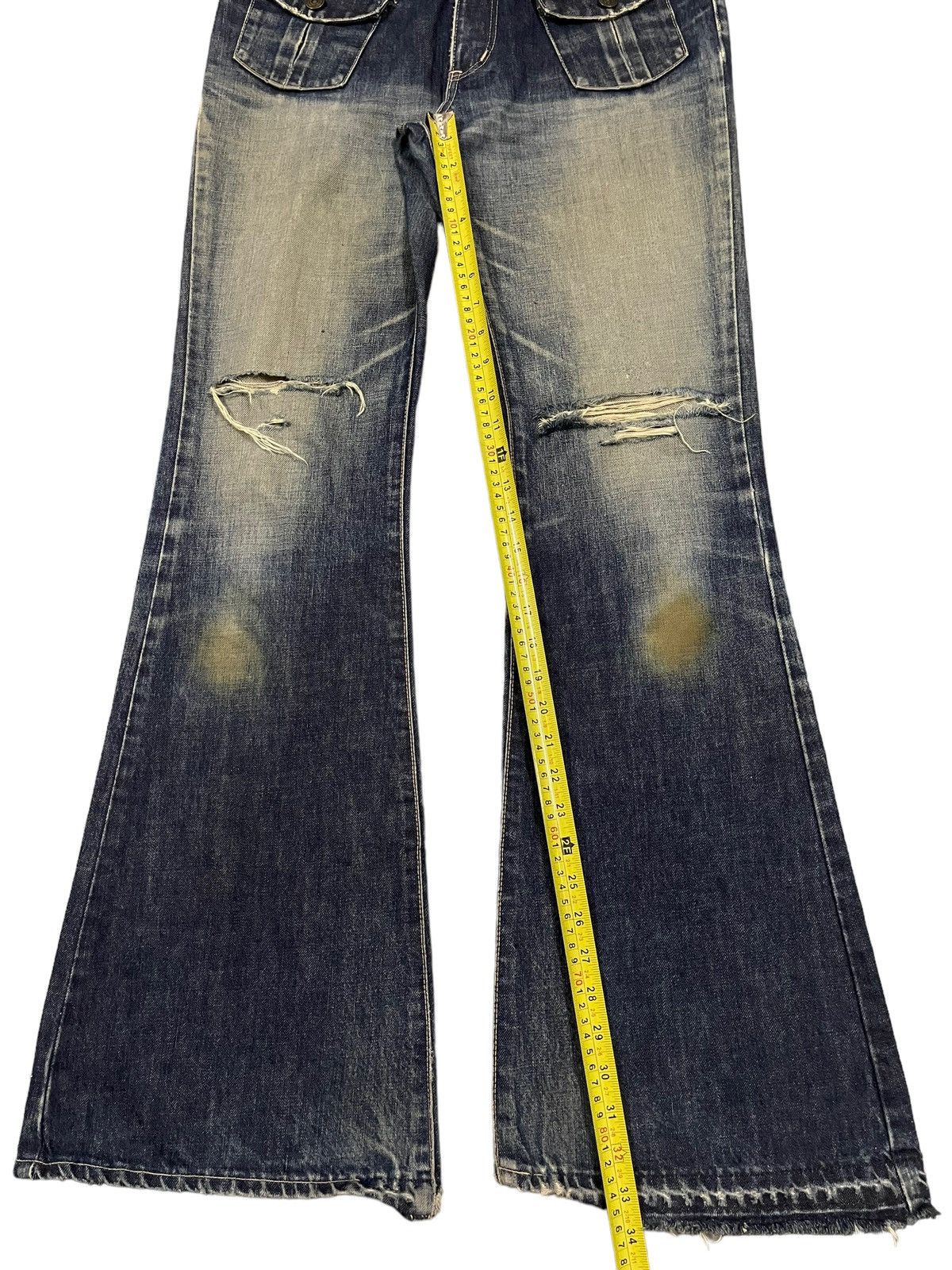 Edwin Vintage Edwin Bush Pant Distressed Bell Bottom Flare Jeans Size US 32 / EU 48 - 11 Thumbnail