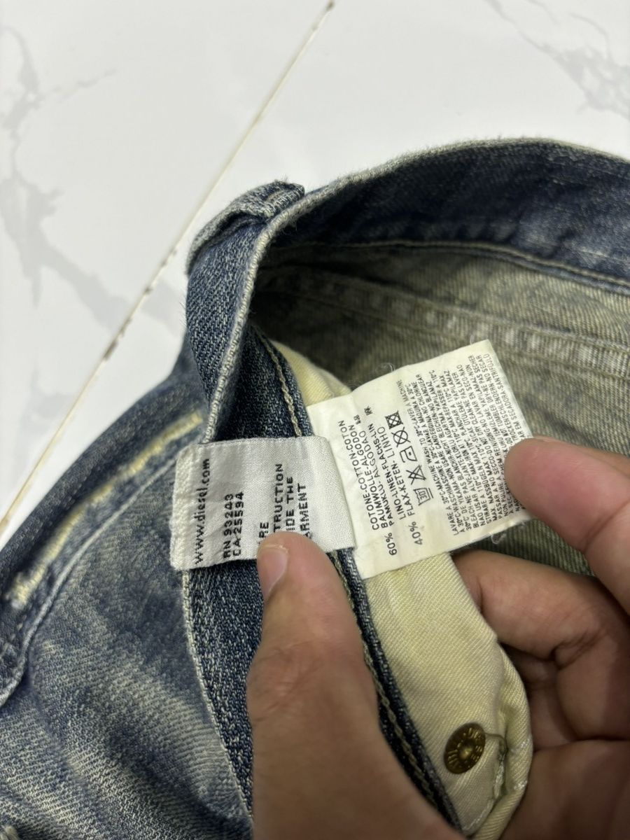 Diesel DIESEL FLARE DISTRESS THRASHED DENIM JEANS Size 28" / US 6 / IT 42 - 9 Thumbnail