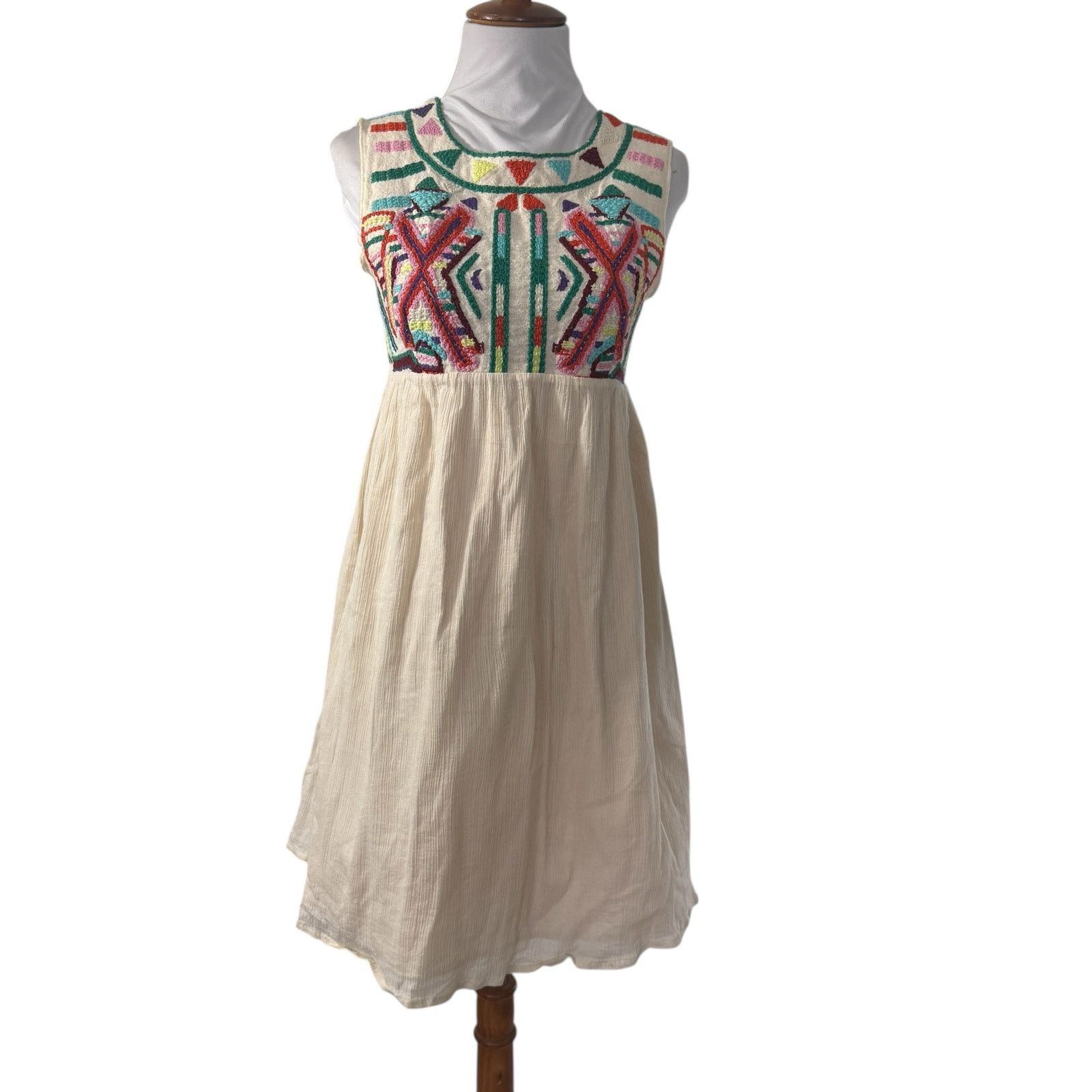 Anthropologie Anthropologie by Gryphon Embroidered Cream Mini Dress XS/S Size S / US 4 / IT 40 - 2 Thumbnail