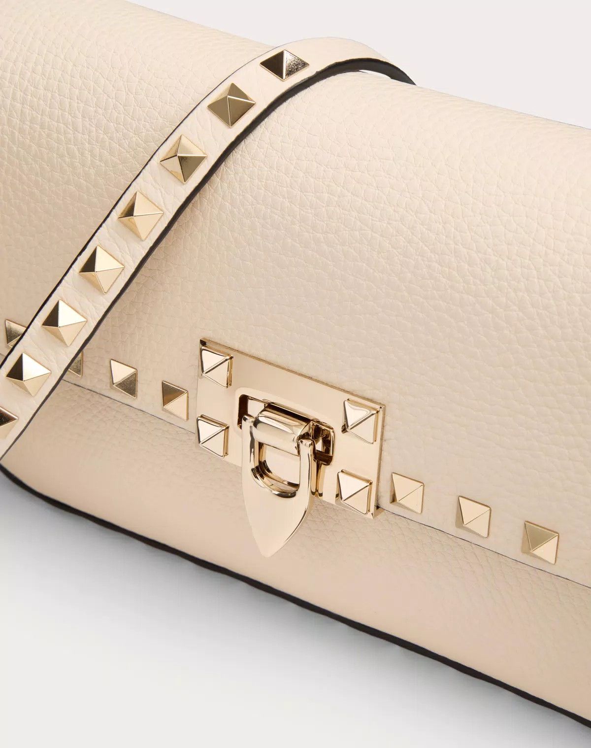 Valentino oc11z0725 Size:OS/Shoulder Bag In Grainy Calfskin in White Size ONE SIZE - 7 Thumbnail