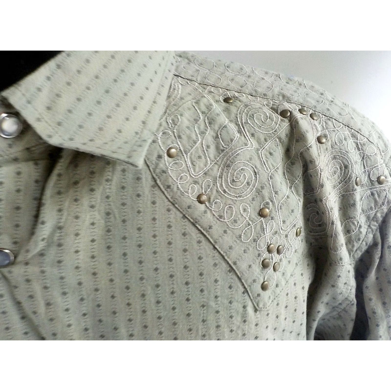Vintage FRANKY MAX Pearl Snap Western Shirt Khaki Long Sleeve Studded Embroidery Geometric NWT LG Mens Size US L / EU 52-54 / 3 - 2 Thumbnail