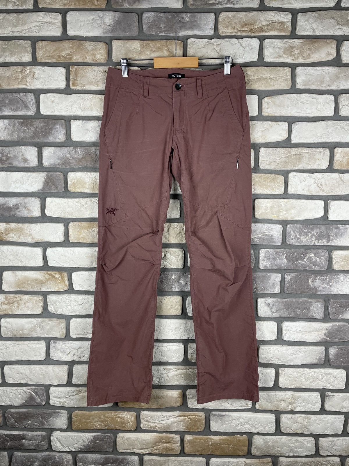 Arc'teryx × Designer Arcteryx arc’teryx pants shorts leggings Size 25" / US 0 / IT 36 - 1 Thumbnail
