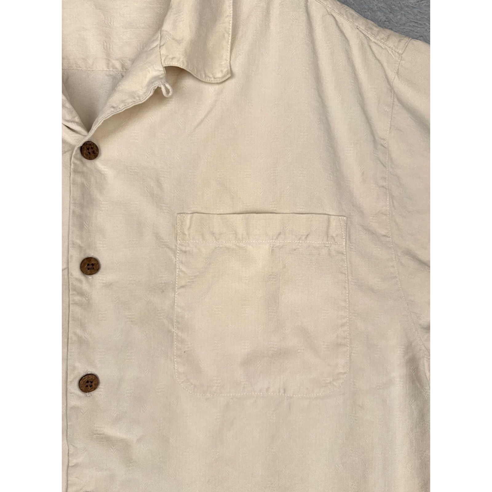 Tommy Bahama Tommy Bahama Shirt Men Large Ivory Silk Button-Up Hawaiian Embroidered Arrows Size US L / EU 52-54 / 3 - 6 Thumbnail
