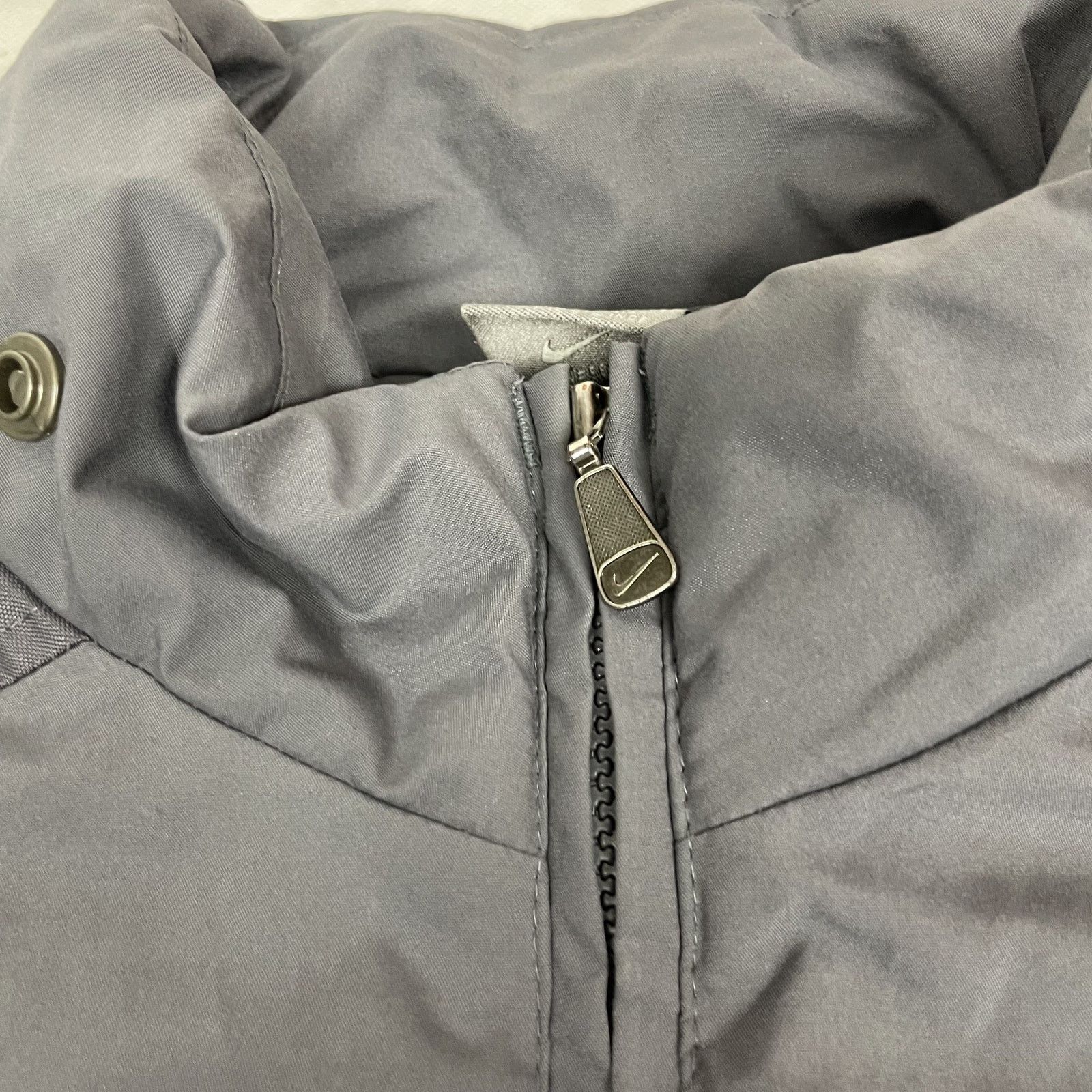 Nike × Vintage Nike Men's Gray Long Sleeve Full Zip Winter Jacket Medium Size US M / EU 48-50 / 2 - 3 Thumbnail