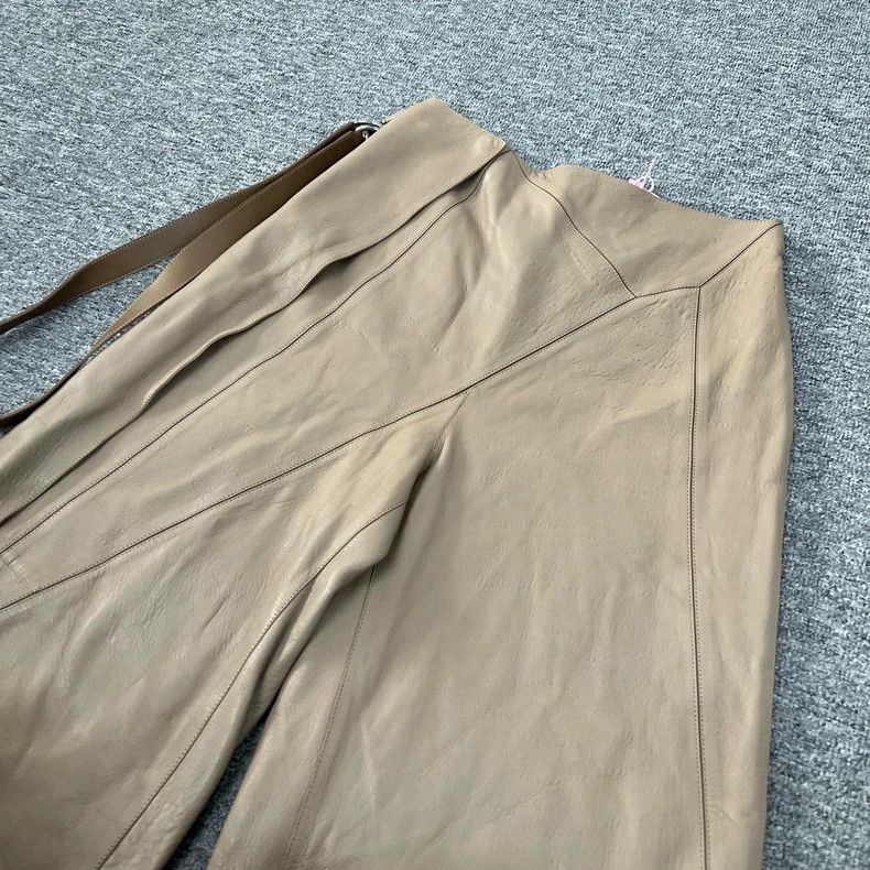 Loewe loewe Lambskin cropped trousers 2505-Nextarrow Size US 28 / EU 44 - 3 Thumbnail