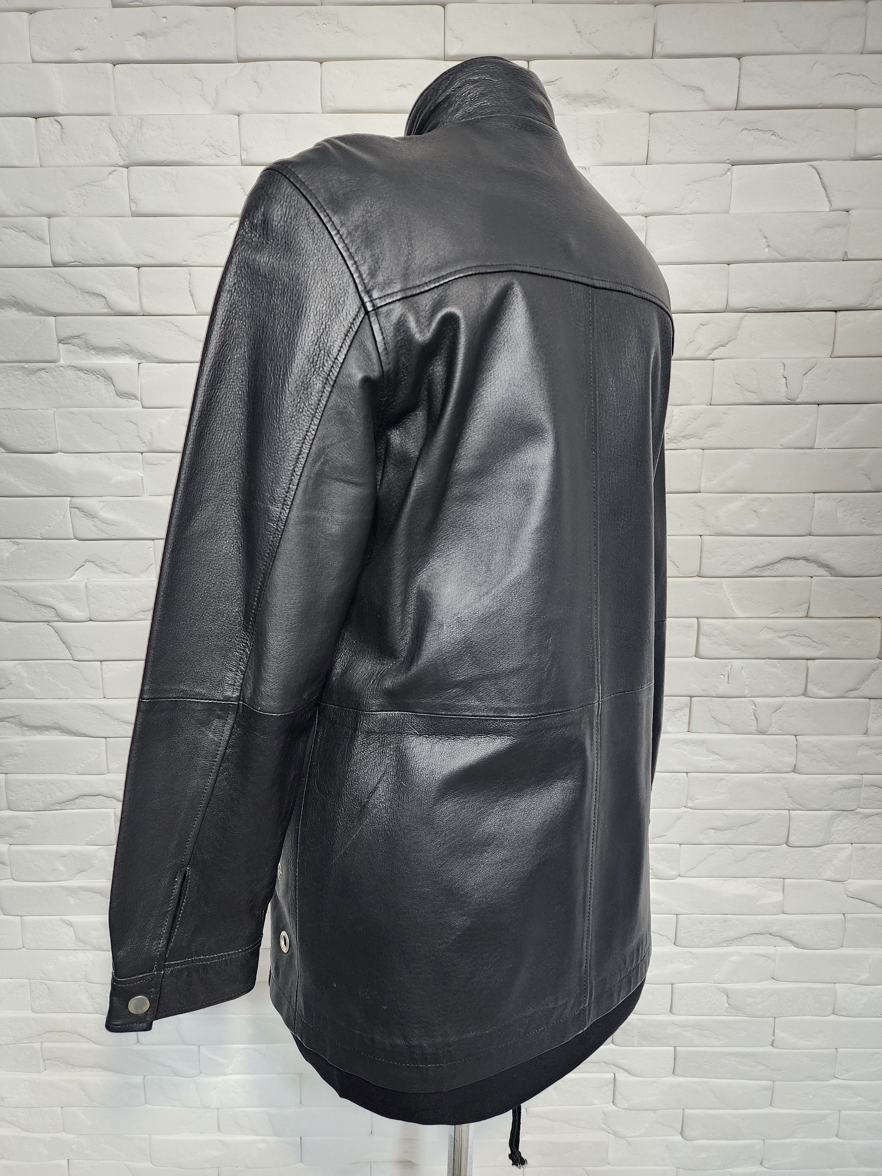 Designer Black Leather Jacket: Women's Zippered Soft Leather Coat Size L / US 10 / IT 46 - 7 Thumbnail