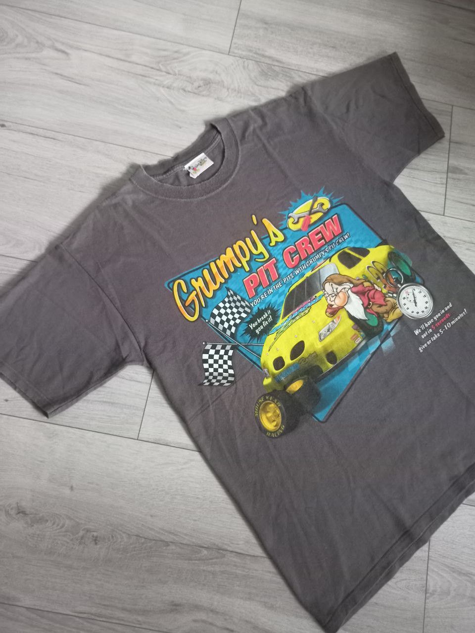 Disney Walt Disney World Grumpy's Pit Crew Racing Vintage Y2K Size US L / EU 52-54 / 3 - 2 Thumbnail