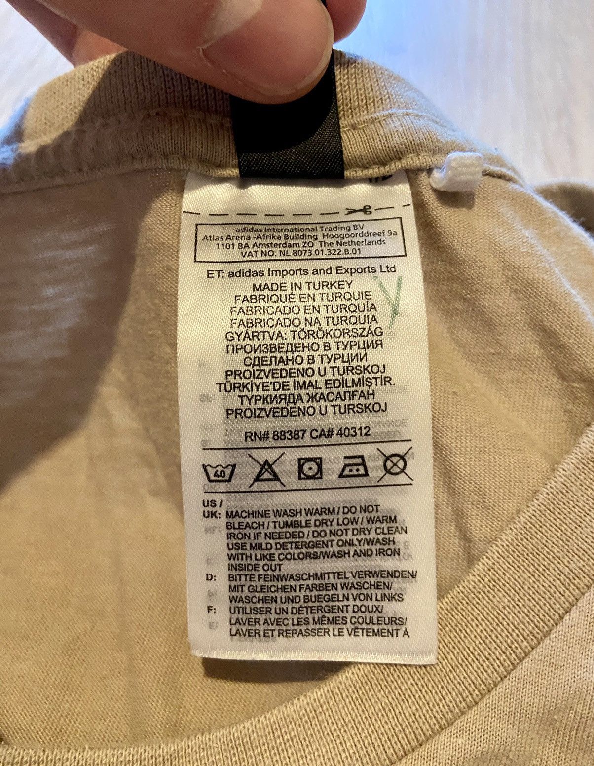 Adidas Adidas sport t shirt Size US M / EU 48-50 / 2 - 6 Thumbnail