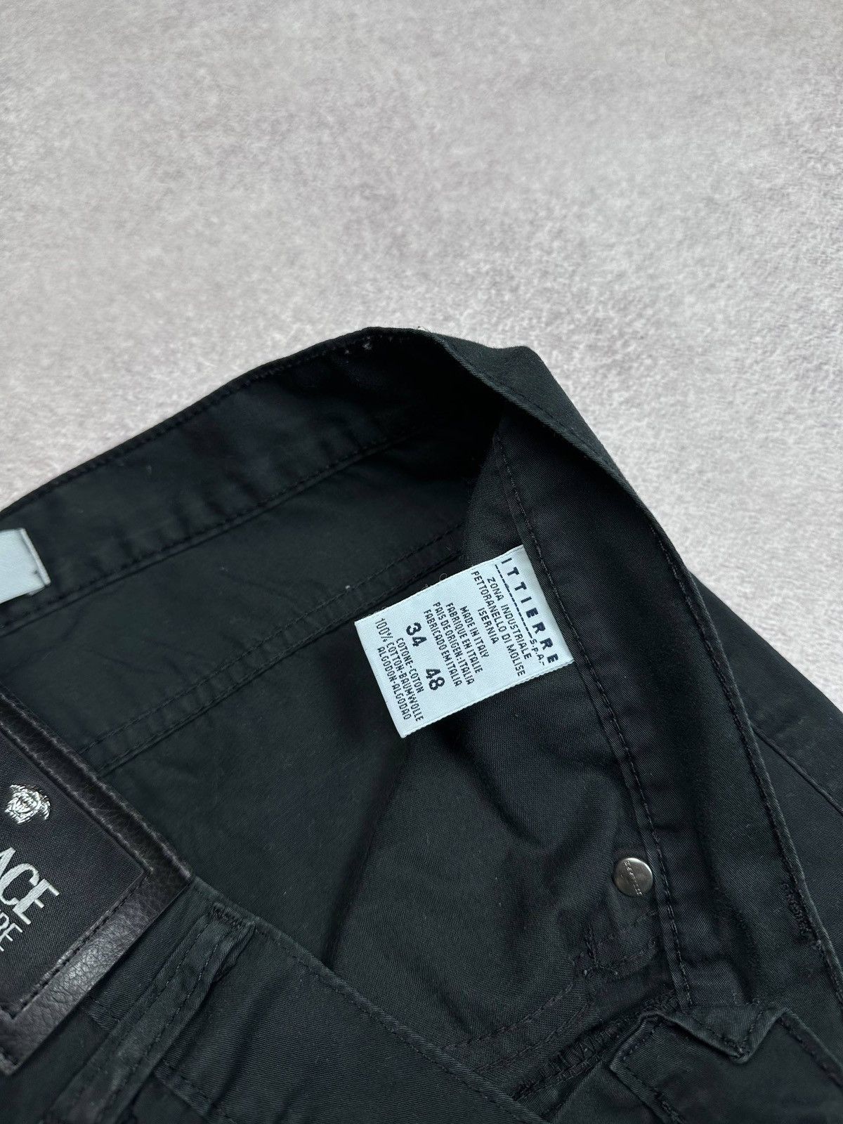 Versace Vintage Versace Medusa Black Baggy Jeans 34 Size US 34 / EU 50 - 10 Thumbnail