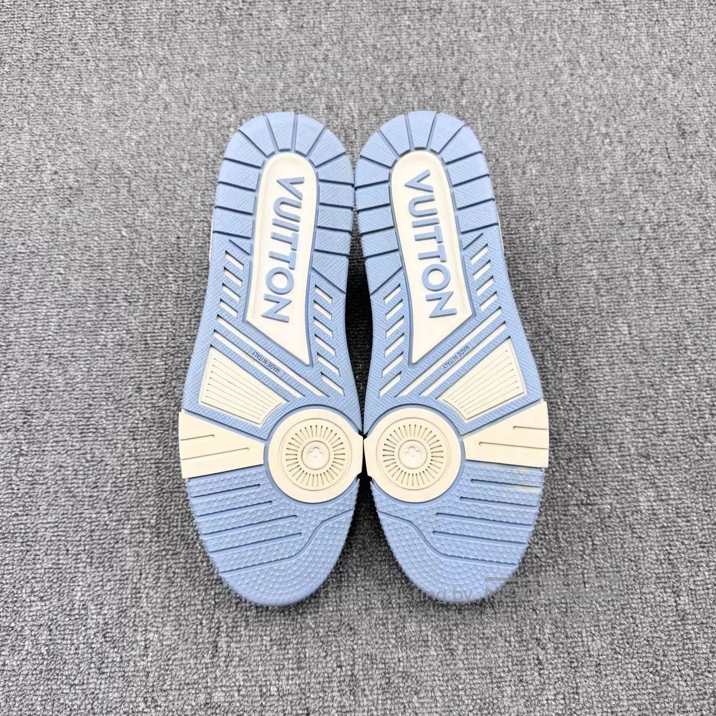 Louis Vuitton Blue Low-Top Sneakers Size 8. Size US 8 / EU 41 - 5 Thumbnail
