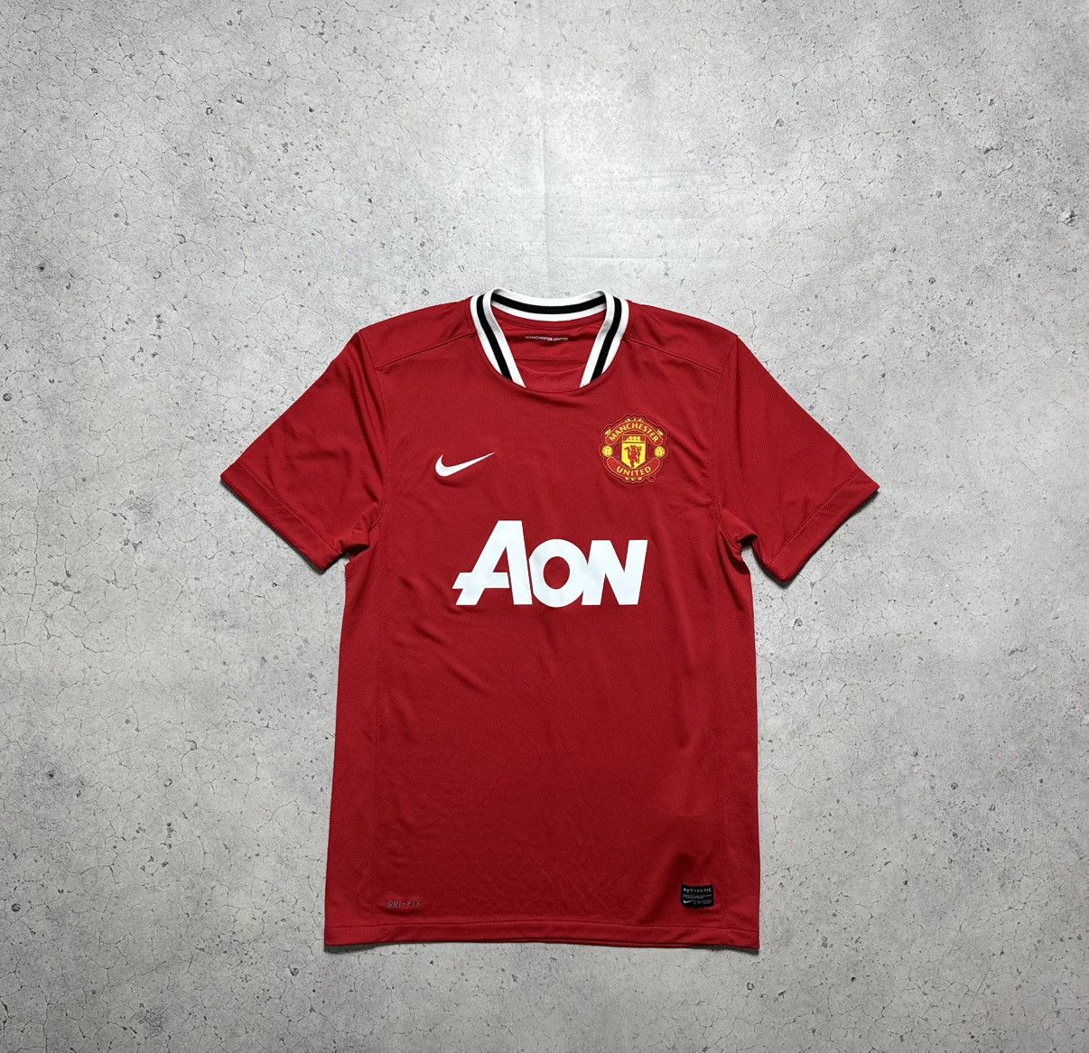 Nike Nike FC Manchester United 2011/2012 Vintage Soccer Jersey Size US M / EU 48-50 / 2 - 1 Thumbnail