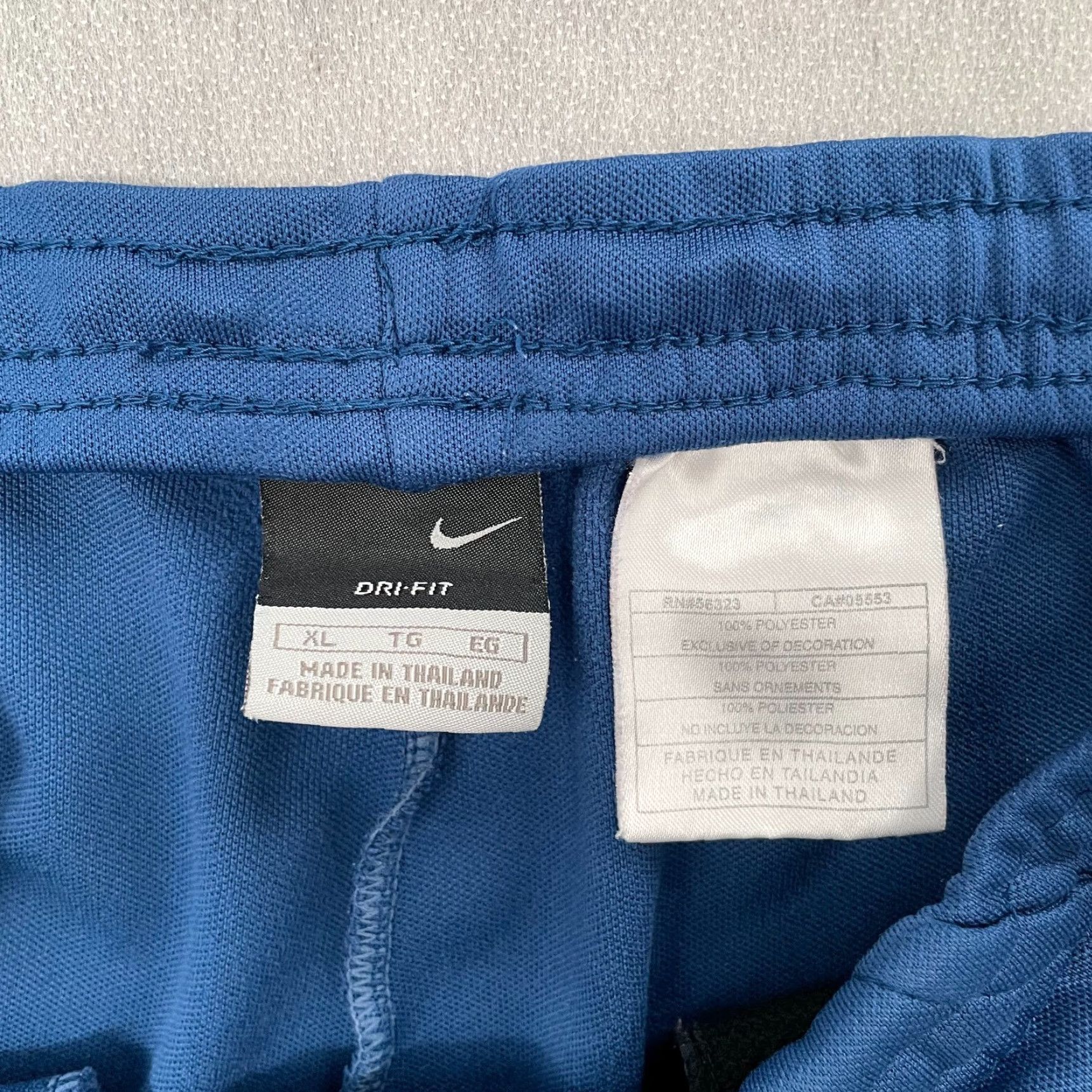 Nike VINTAGE Nike Shorts Adult XL Blue Tennis Challenge Court Logo Mens Size US 36 / EU 52 - 6 Thumbnail