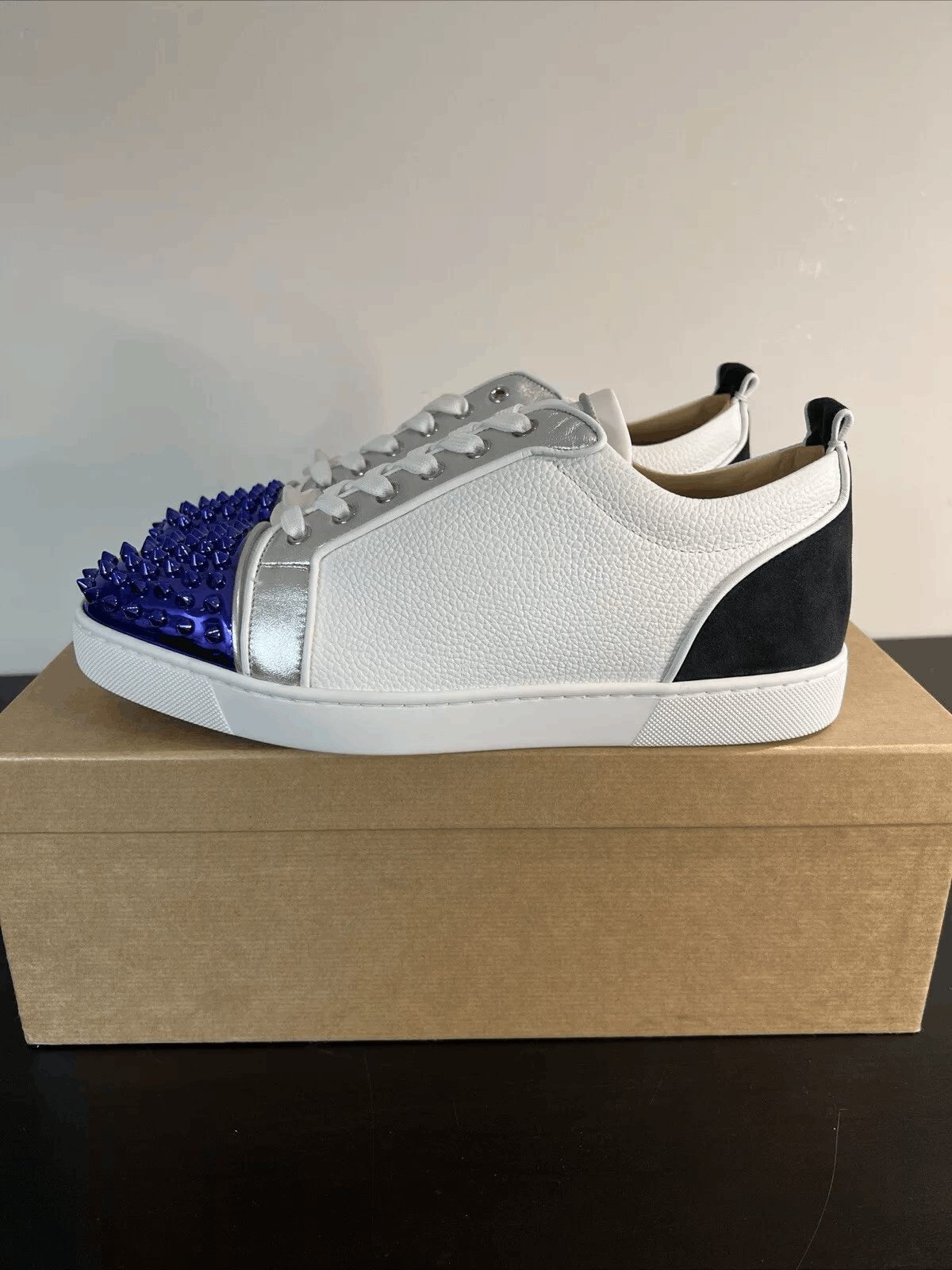 Christian Louboutin Christian Louboutin Louis Junior Spikes EU 43 RRP £725 Size US 8 / EU 41 - 3 Thumbnail