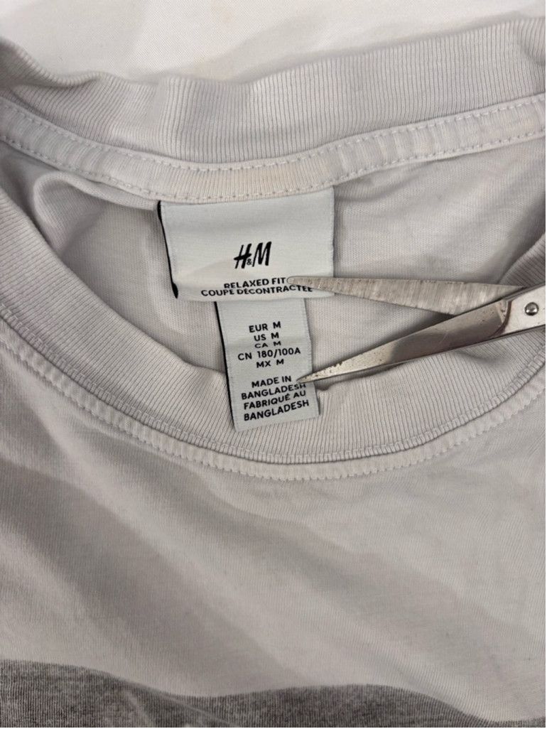 H&M Men's H&M Graphic T-Shirt Size M White Size US M / EU 48-50 / 2 - 7 Thumbnail