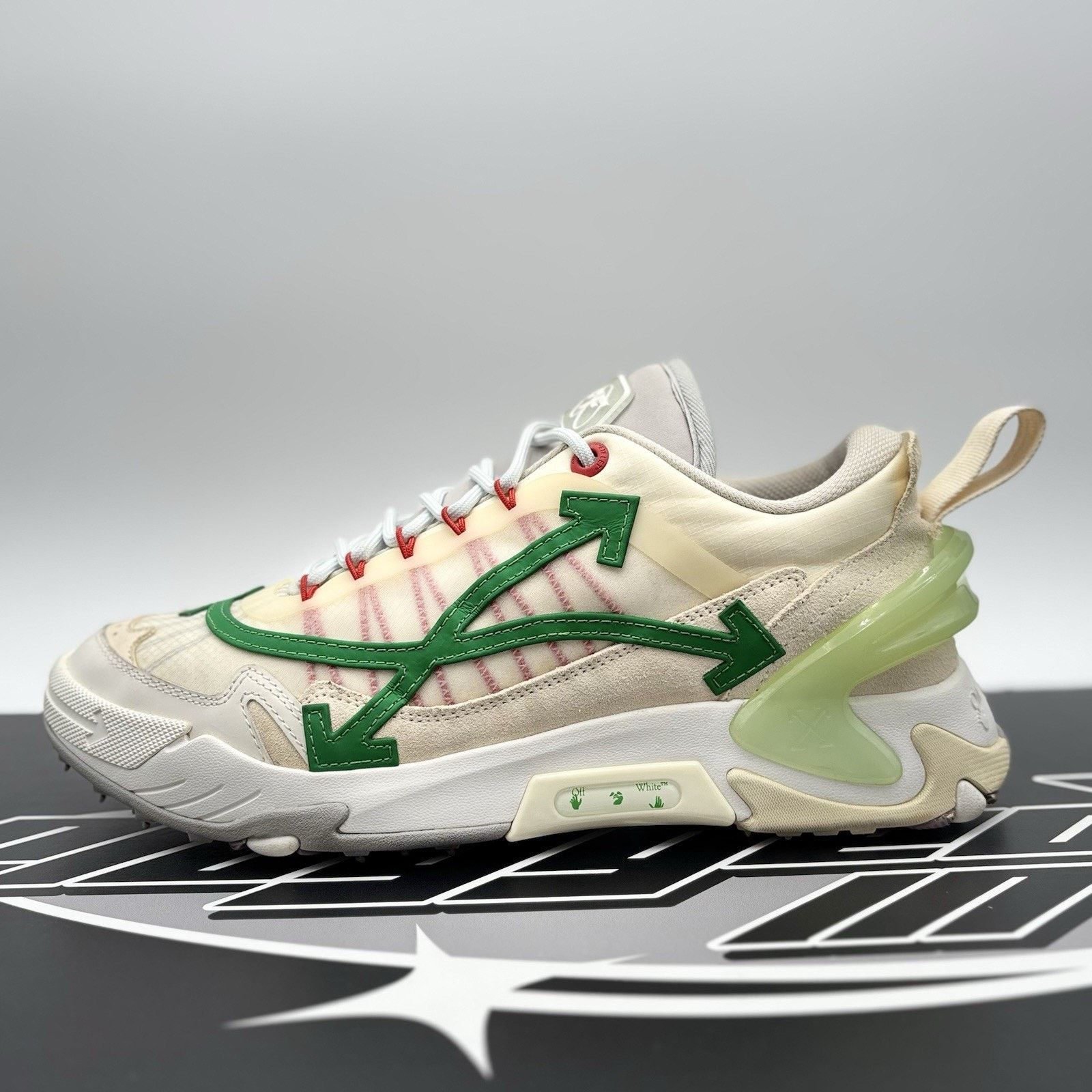 Off-White Off-White ODSY-2000 ' White, Green ' | SUPER CLEAN! Size US 12 / EU 45 - 11 Thumbnail