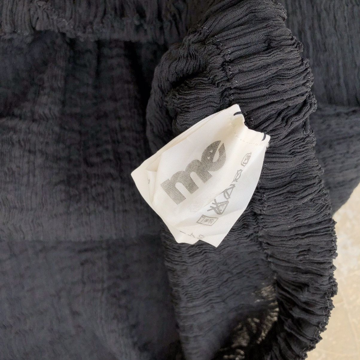 Issey Miyake ME Issey Miyake Pleated Midi Skirt Size 30" / US 8 / IT 44 - 6 Thumbnail