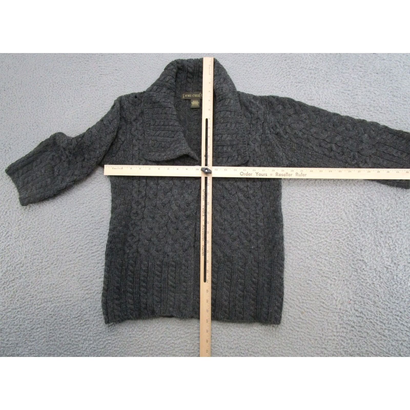 Vintage VINTAGE Inis Crafts Cardigan Women Wool Gray Cable-Knit 1 Button Size S Cardigan Womens Size S / US 4 / IT 40 - 4 Thumbnail