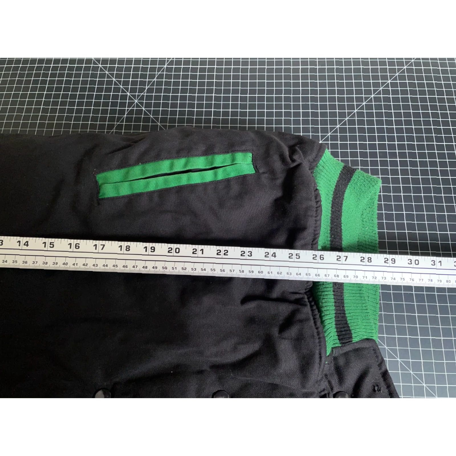 Vintage VINTAGE Trust Jamaica Bomber Jacket Black Green Embroidered Insulated 2XL Cotton Shell Lined Pockets Snap Front Casual Men Size US XXL / EU 58 / 5 - 6 Thumbnail
