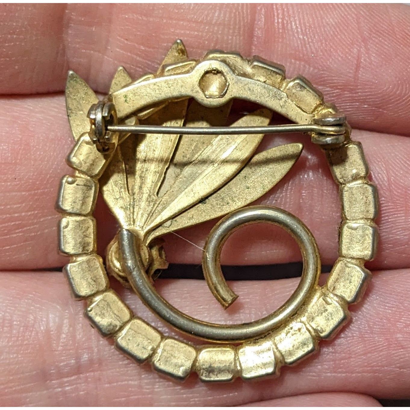Other Vintage Gold Tone Floral Rhinestone Brooch Size ONE SIZE - 6 Thumbnail