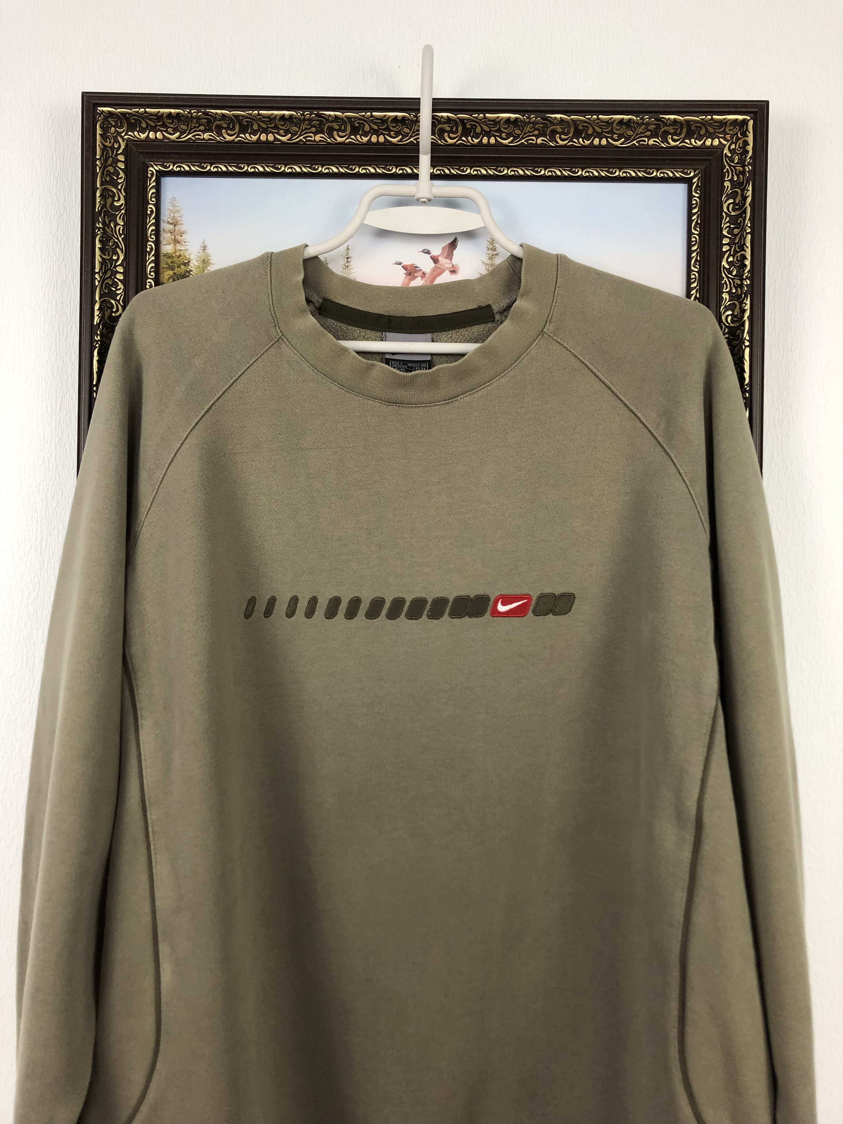 Nike Vintage Nike Big Logo Swoosh Sweatshirt Rare Hype Size US L / EU 52-54 / 3 - 2 Thumbnail