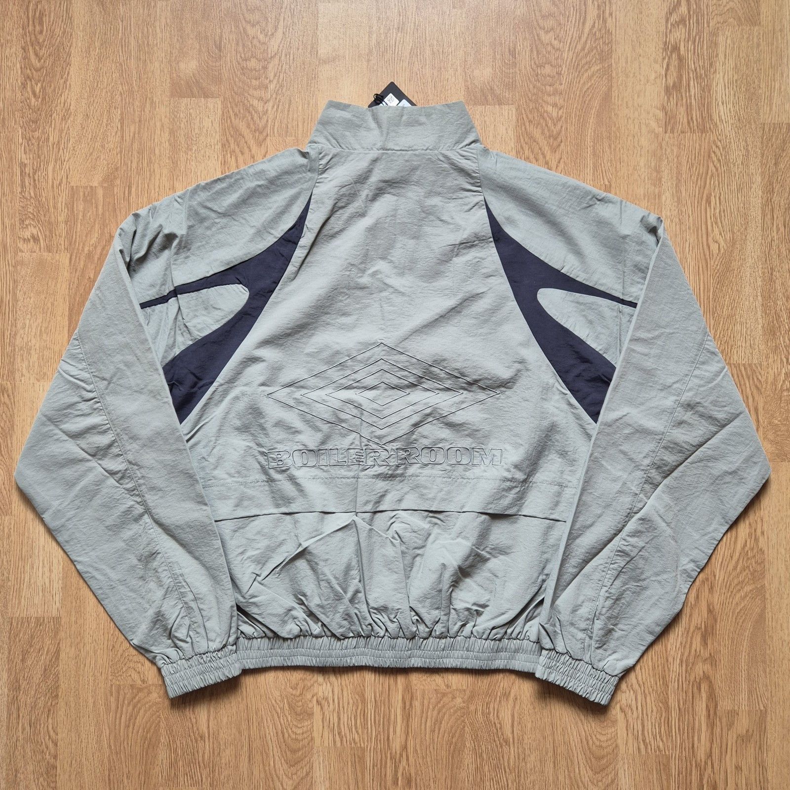 Umbro Umbro x Boiler Room Track Set Grey Brand New SS25 Size US M / EU 48-50 / 2 - 3 Thumbnail