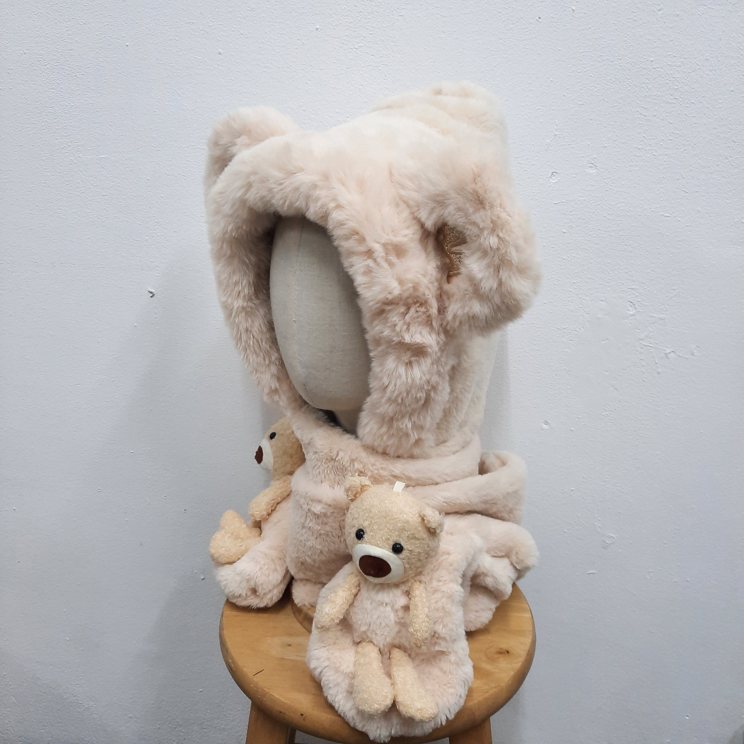 🧸 Japanese brand teddy bear with mafla earflap beanie hat