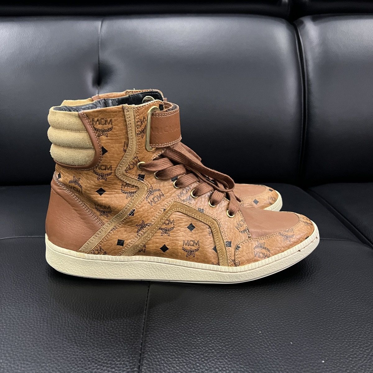 MCM MCM Monogram High-Top Sneakers Size US 8.5 / EU 41-42 - 4 Thumbnail