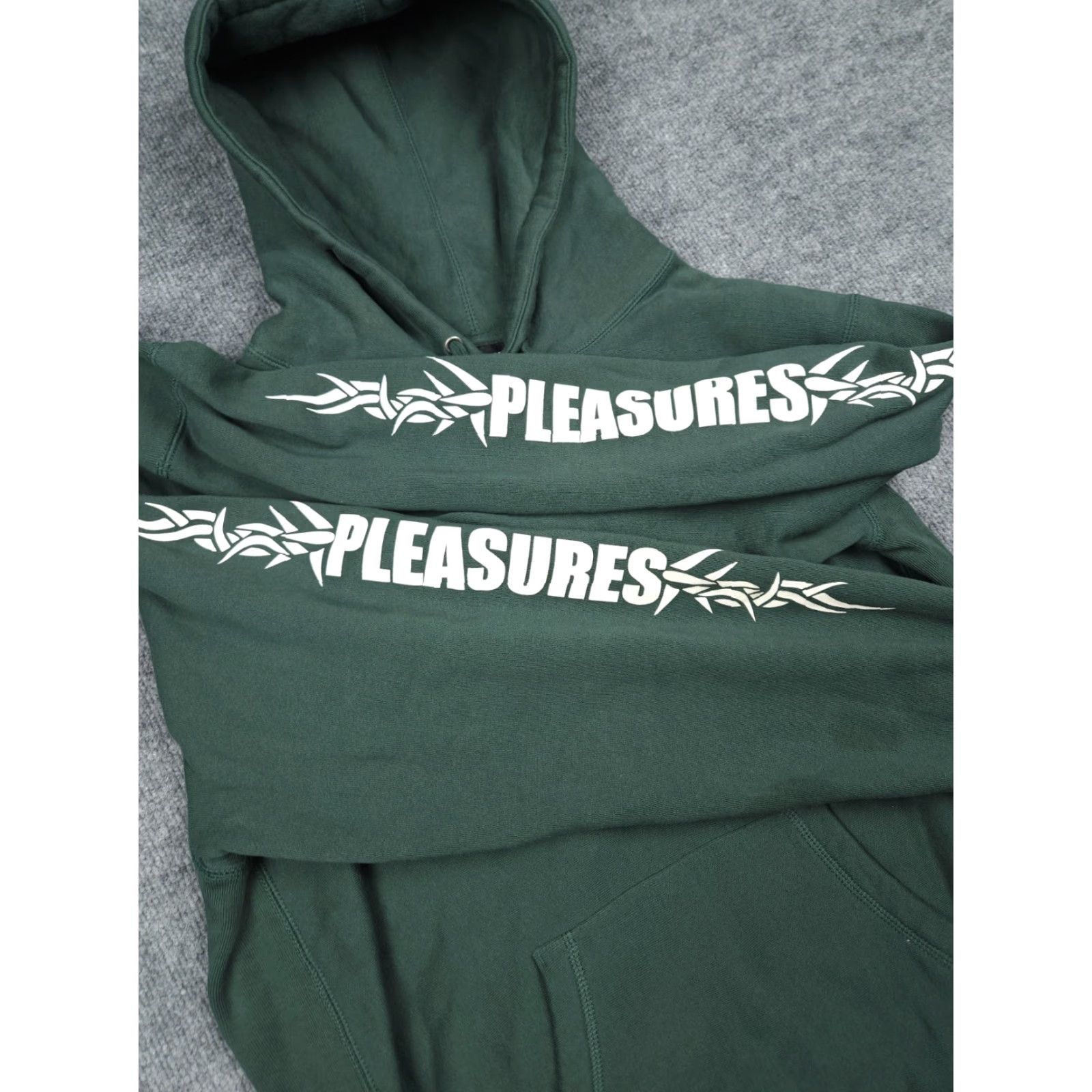 Pleasures PLEASURES Hoodie Adult Large Green Now Sleeve Hit Razor Spellout Streetwear Size US L / EU 52-54 / 3 - 2 Thumbnail