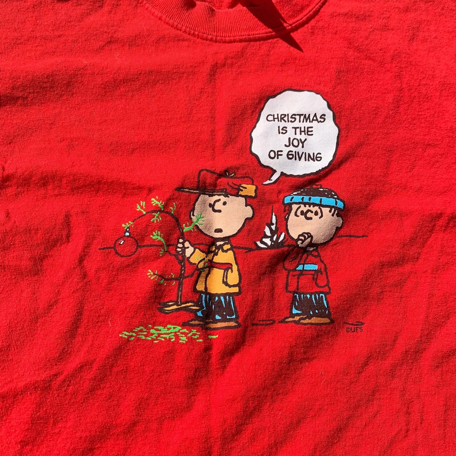 Peanuts Vintage Peanuts Christmas Graphic T-Shirt Red Men's Medium Size US L / EU 52-54 / 3 - 2 Thumbnail