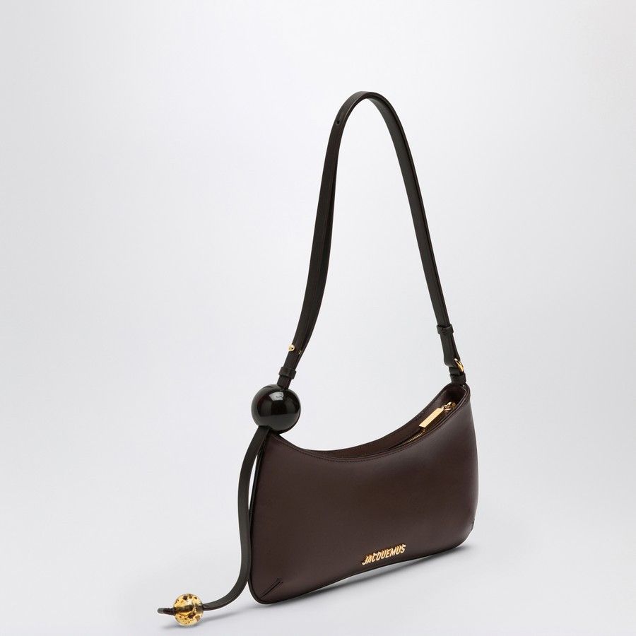 Jacquemus o1d2blof0824 Size: OS / Le Bisou Leather Bag in Dark Brown Size ONE SIZE - 2 Thumbnail