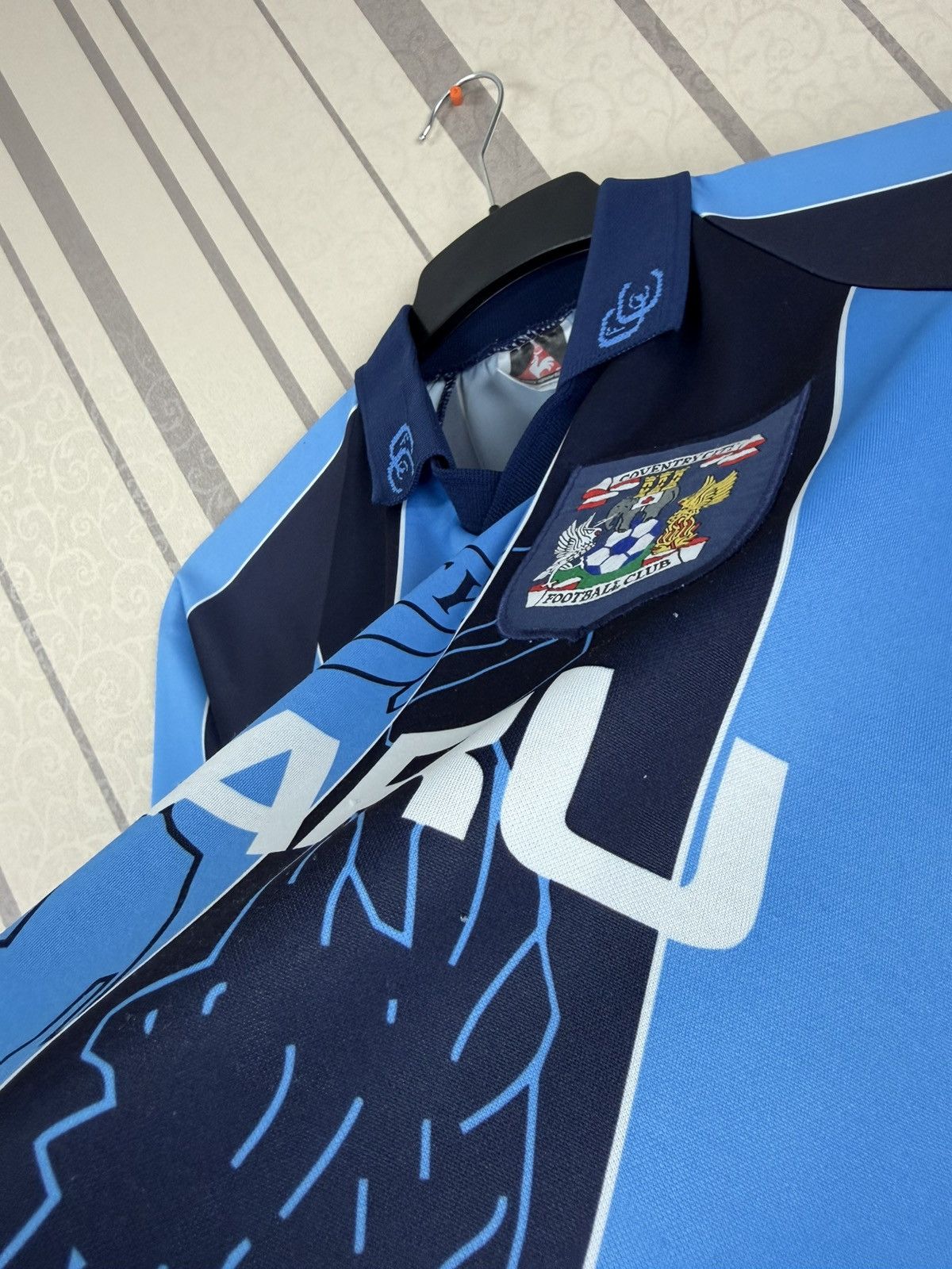 Le Coq Sportif COVENTRY CITY Le coq sportif Home Jersey 1997/1998 Camiseta Size US S / EU 44-46 / 1 - 13 Thumbnail